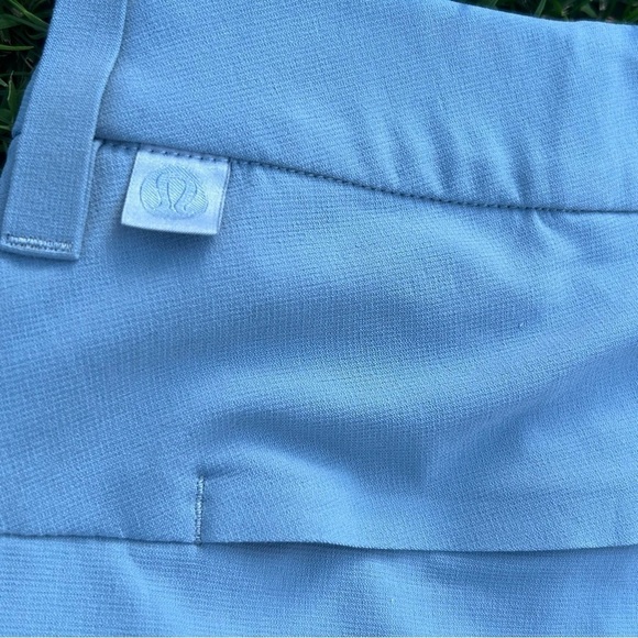 Lululemon Commission Golf Short 10" in Cirrus Blue | Size 32 - Picture 7 of 9